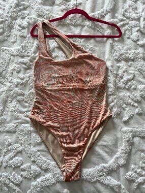 L*Space Shimmer All Swirled Up Pheobe One Piece Swimsuit Size 10